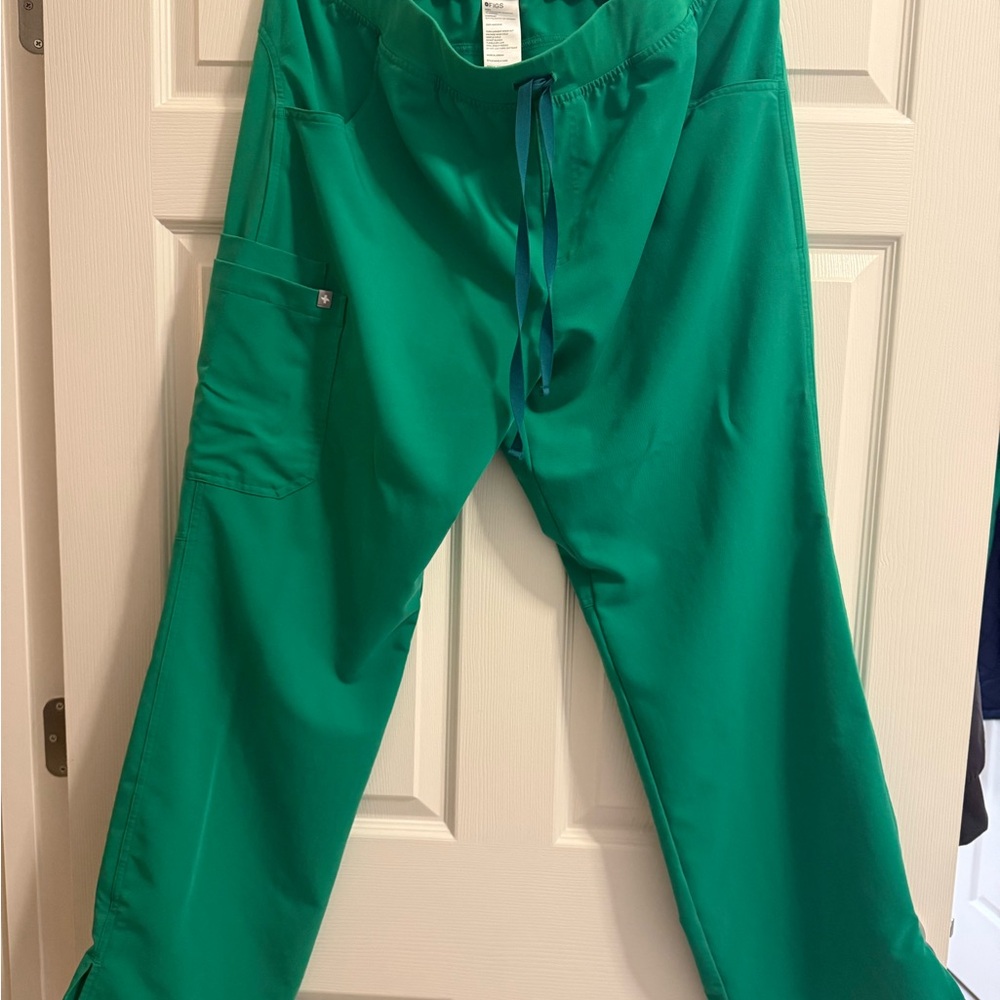 Figs Green Kade Cargo Scrub Pant